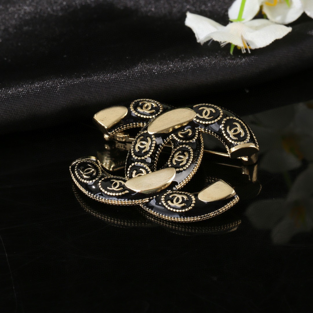 CC new arrival brooch 007