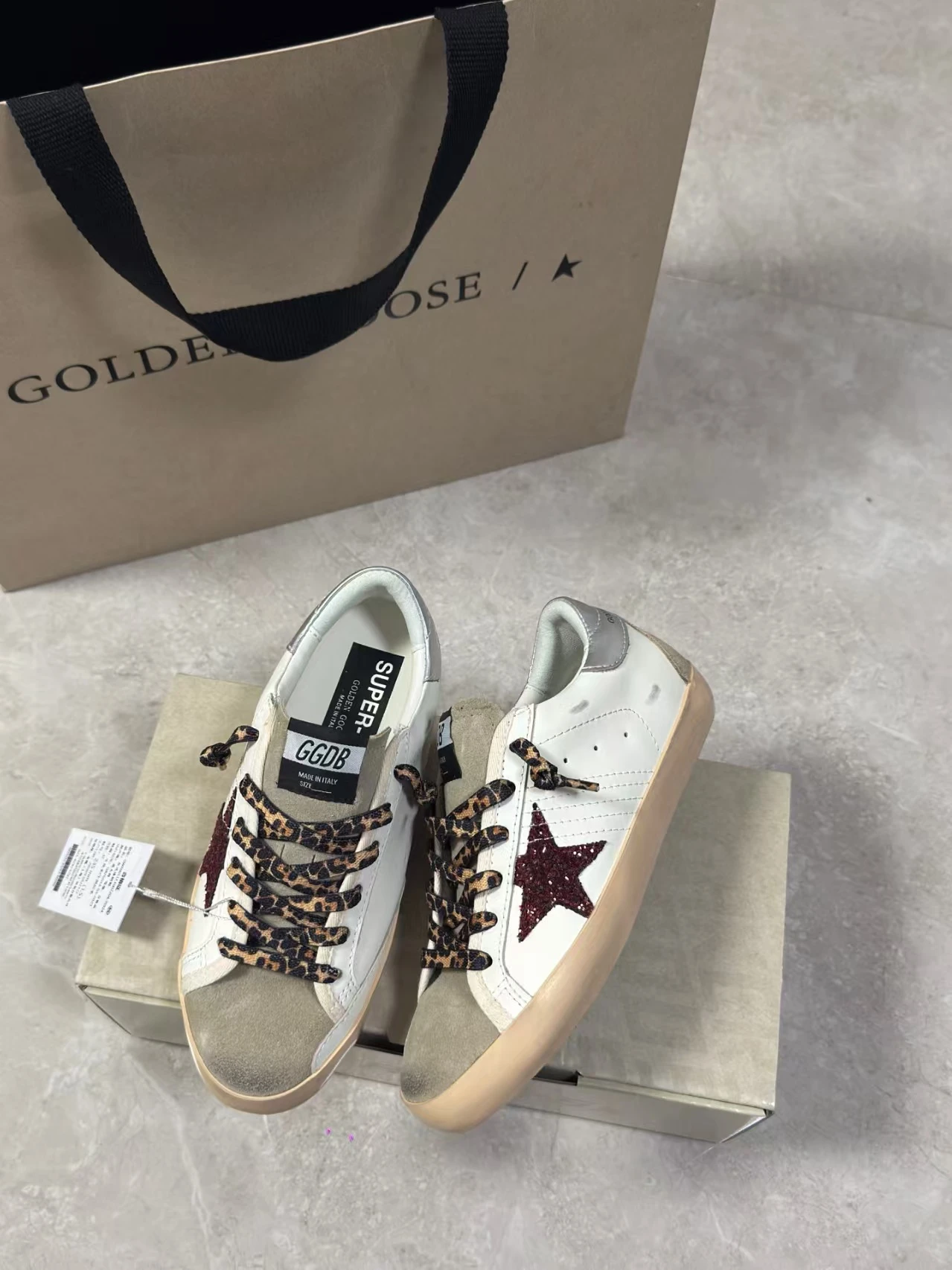 Golden Goose Super Star Dirty shoes made of top-grain cowhide