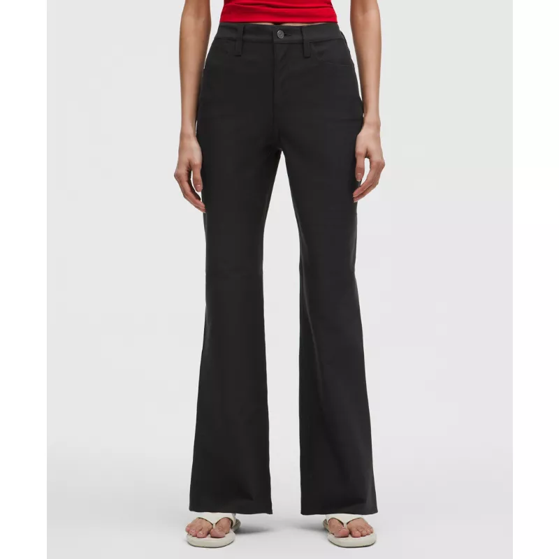 EasyFive High-Rise Subtle-Flare Pant Regular