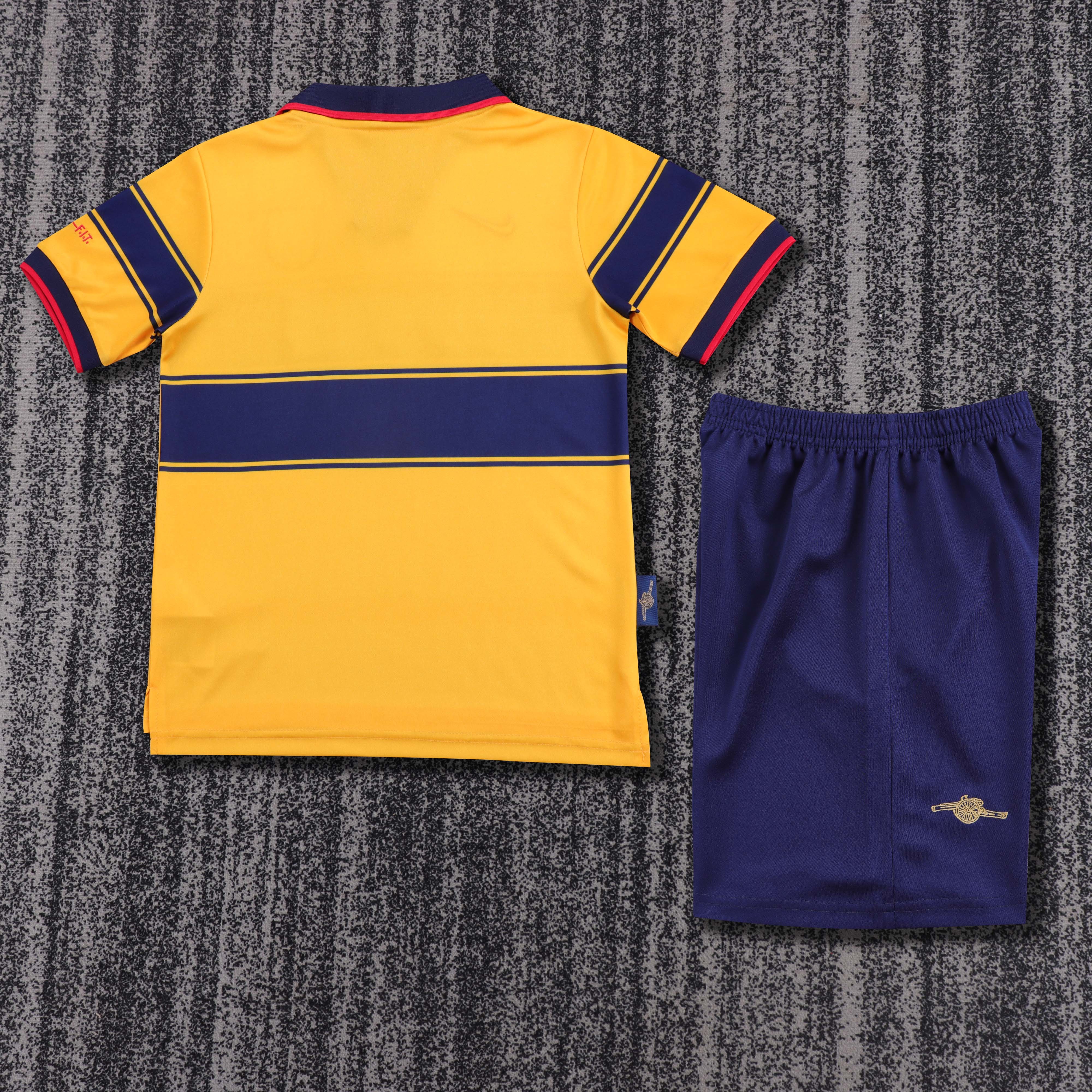 97/99 Arsenal Away Retro Football Shirt (Kids Kit)