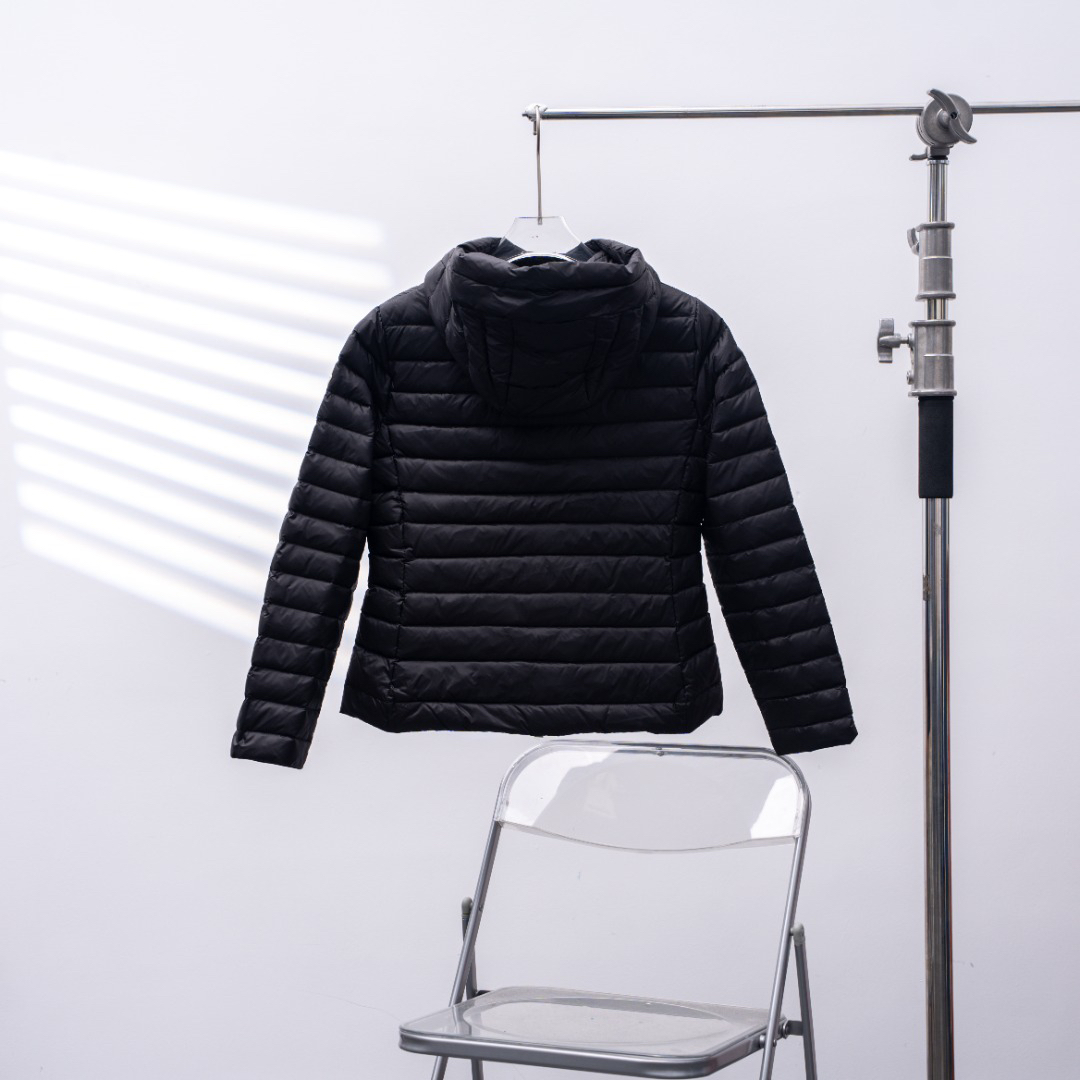Moncler Herbst/Winter 2026 Daunenjacke Größe S-2XL