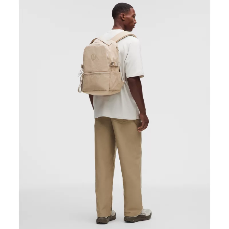 New Crew Backpack 22L