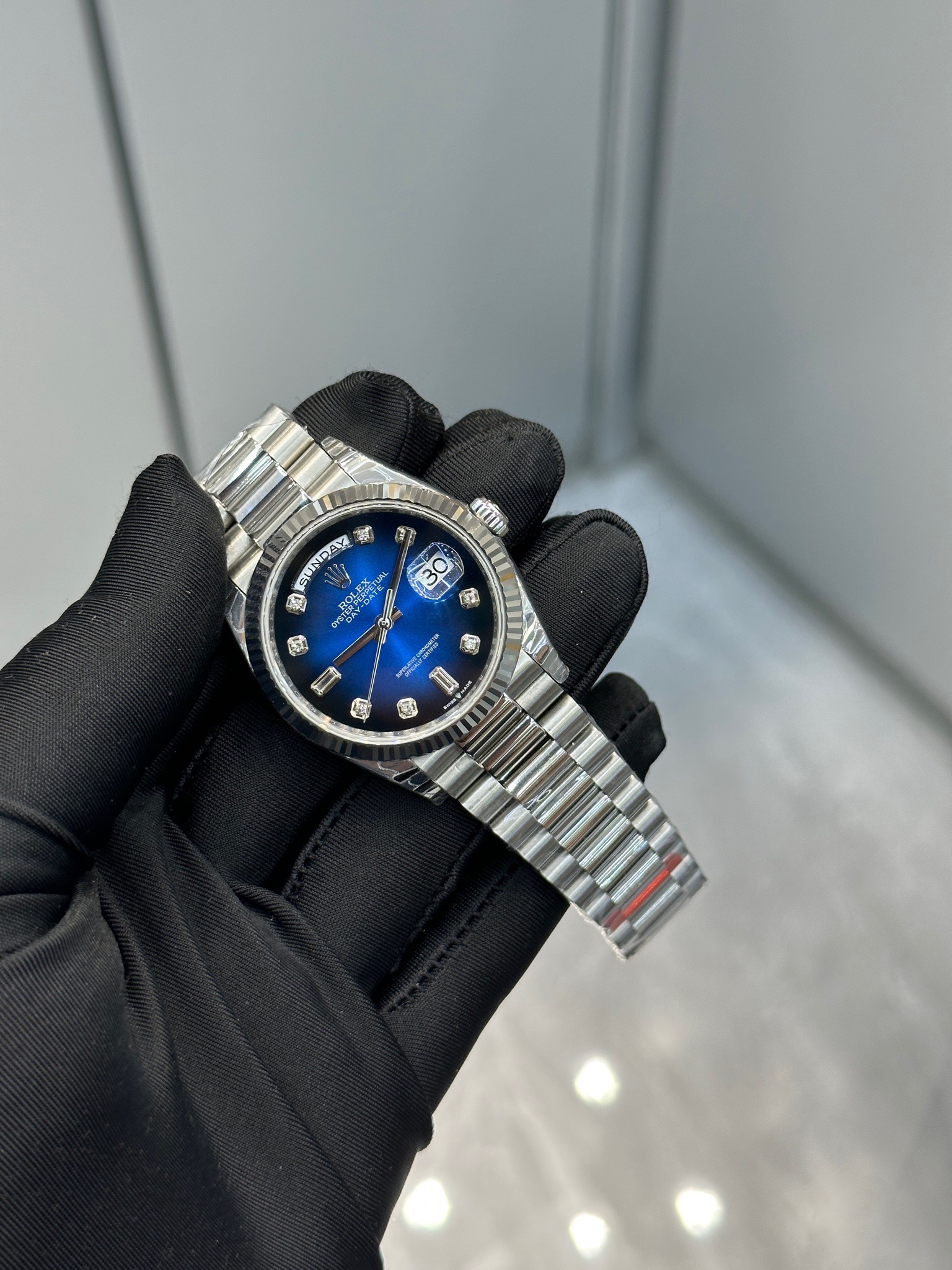 Rolex Day-Date 36 Oyster 36mm White gold M128239-0023