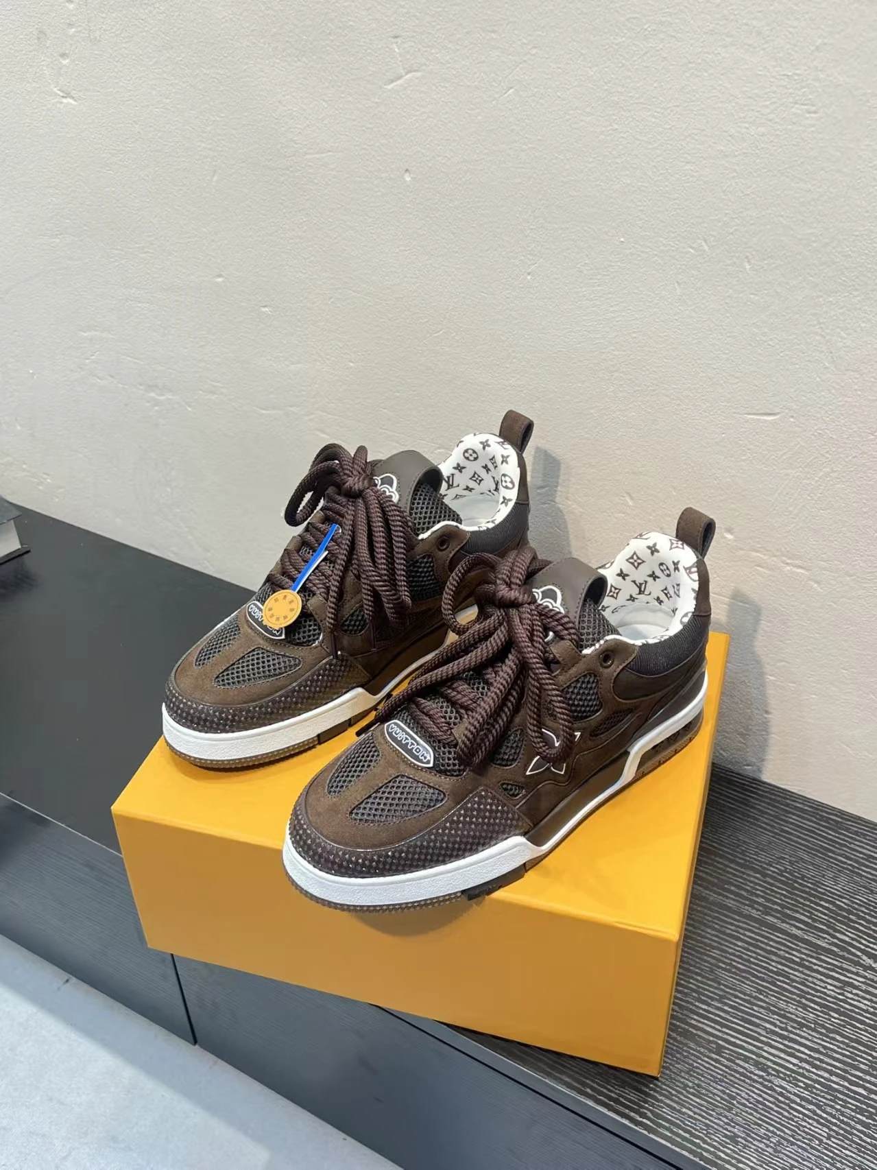Top LV shoes, handmade genuine leather material