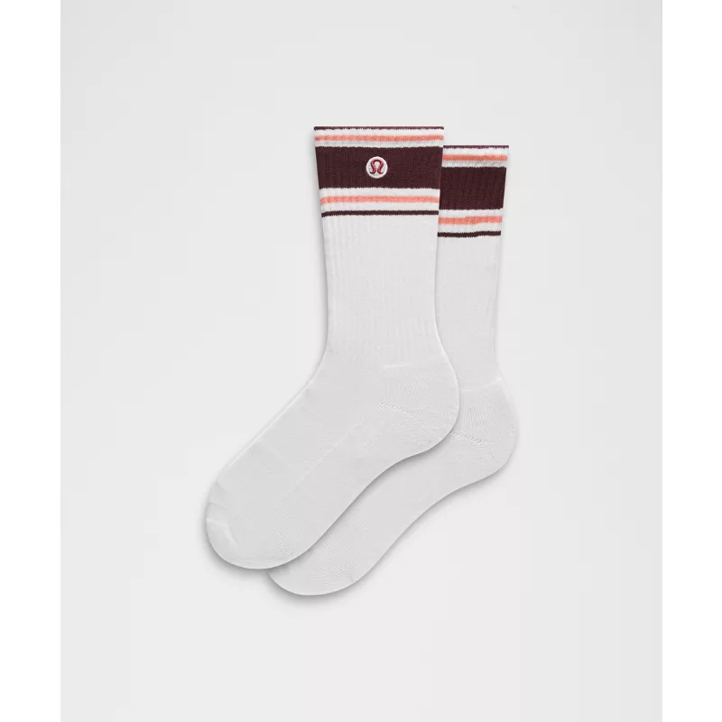 Unisex Daily Essential Crew Socks Retro Stripe