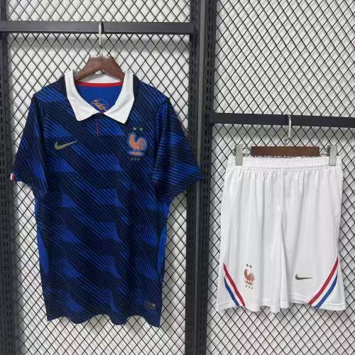 26 27 France away kit