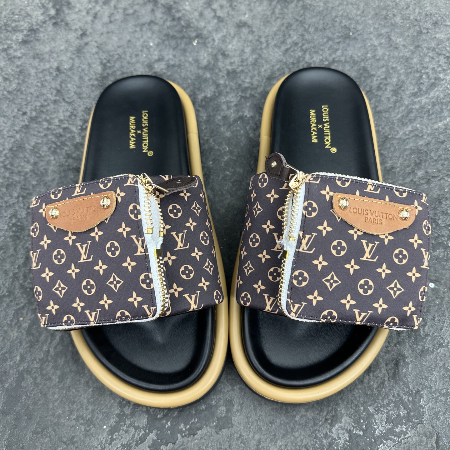 Louis Vuitton 2026ss POOL PILLOW COMFORT Sandals Slippers Size 36-46