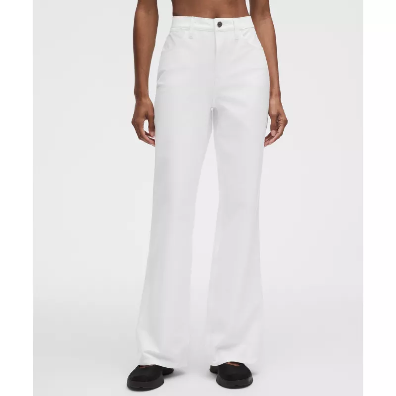 EasyFive High-Rise Subtle-Flare Pant Tall