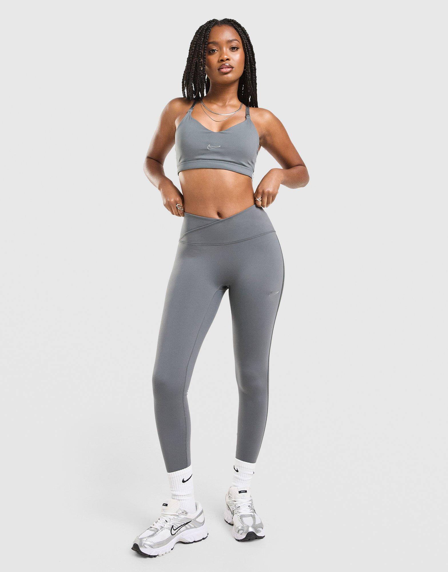 Nike Training Indy Swoosh Sport-BH Damen