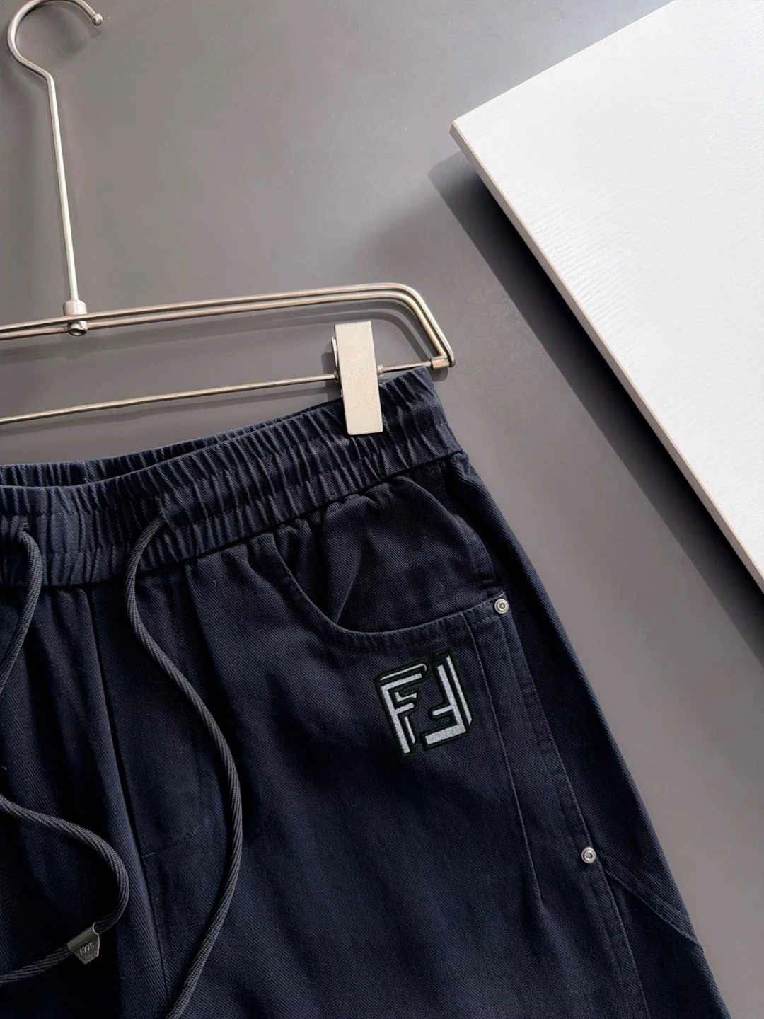 Fendi 25FW Lässig Schwarz Freizeithose Lange Hosen JF062518