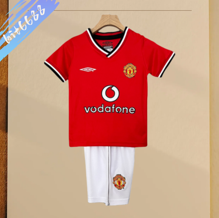 00/01 Manchester United home ground Retro Football Soccer Kids Kit