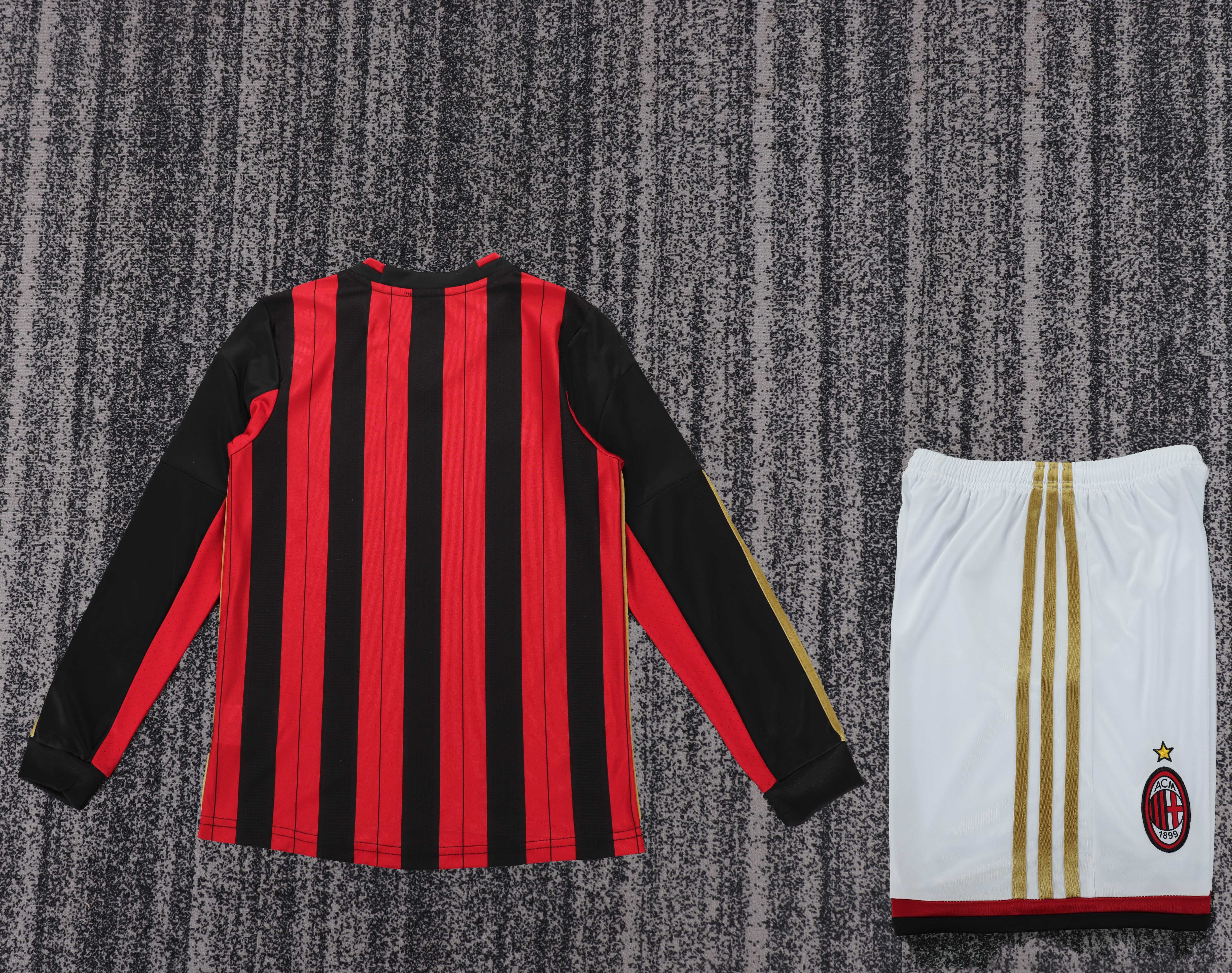 2013/2014 AC Milan home long sleeves Retro Football Jersey (Kids Kit)