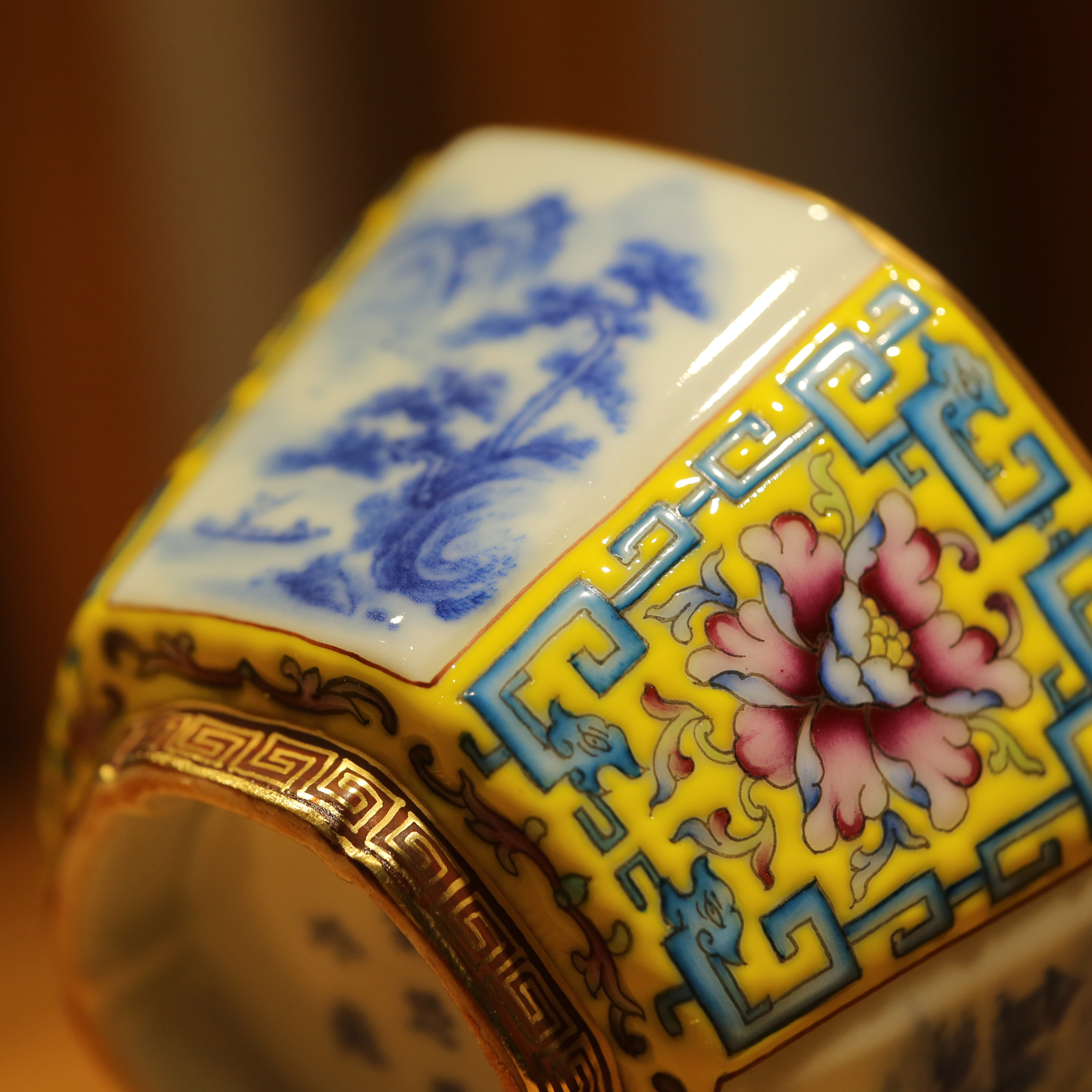 Premium Hand-Painted Tea Ware • Exquisite Landscape Antique Tea Cup • Jingdezhen Hexagonal Cup • Enamel Pattern