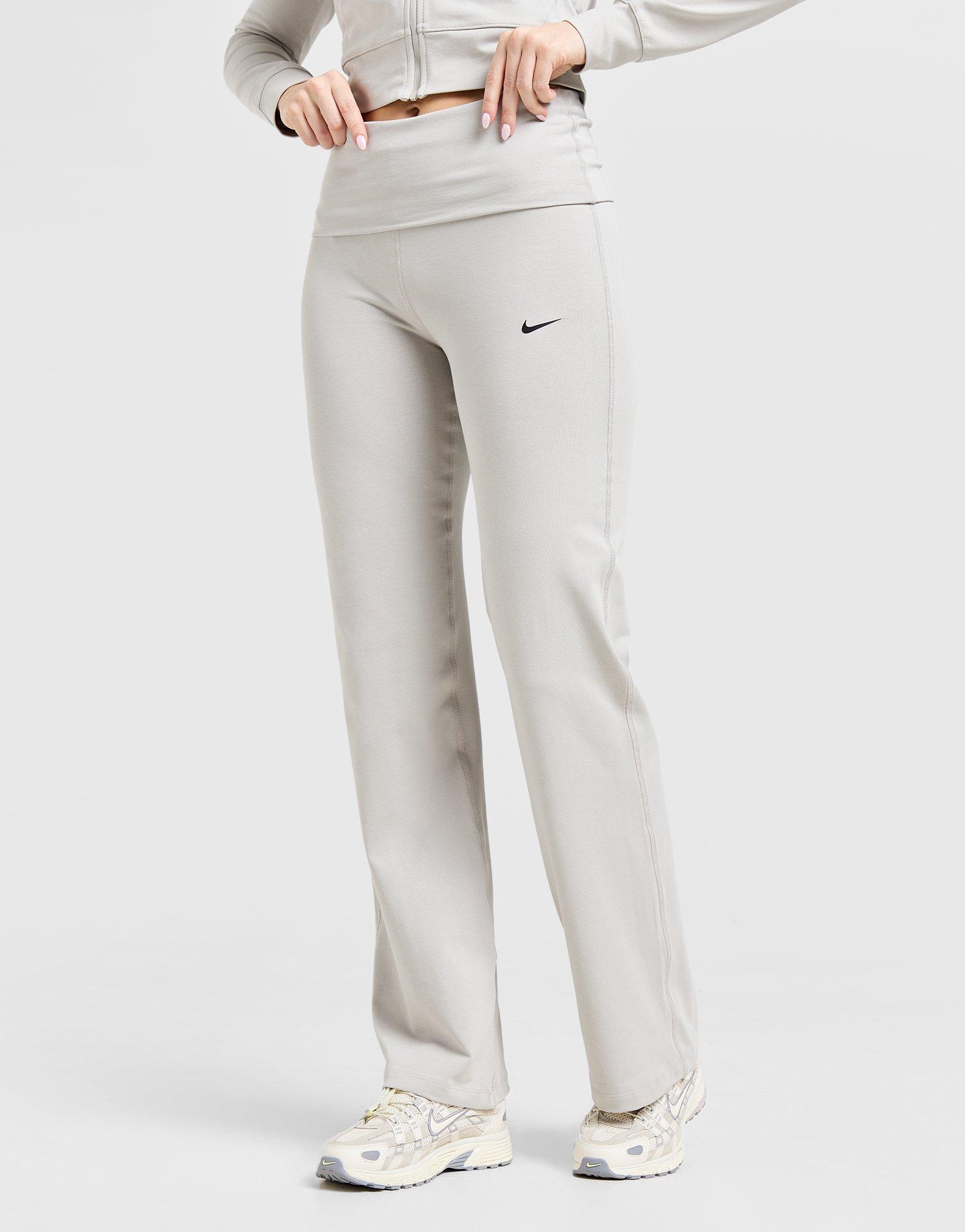 Nike Essential Fold-Over Schlaghose Damen