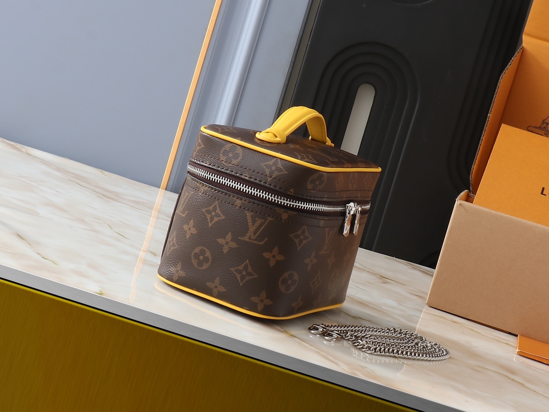 LV Nice Mini Makeup Bag