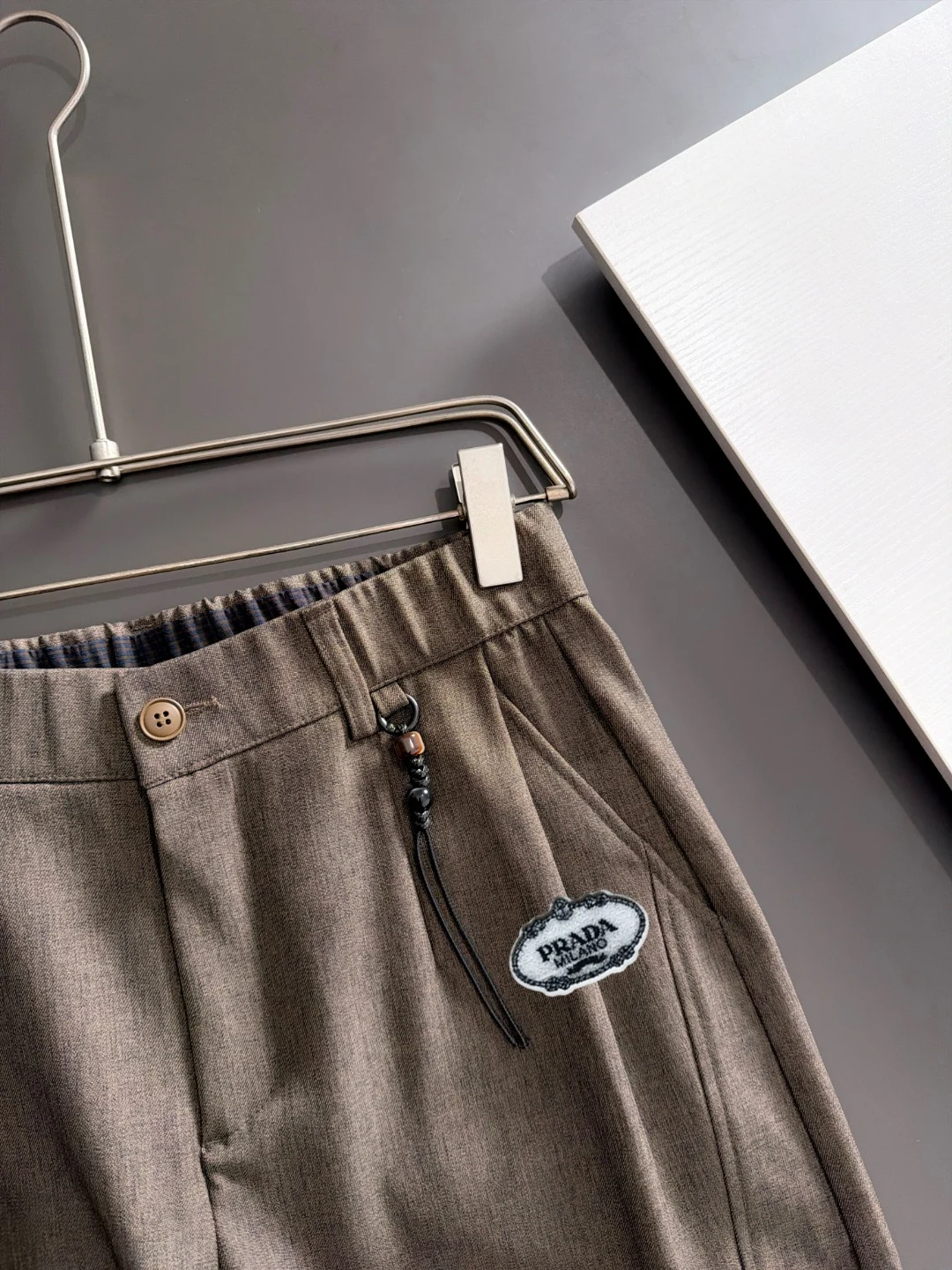 Prada 25FW Freizeithose Braun Lange Hosen RP461672