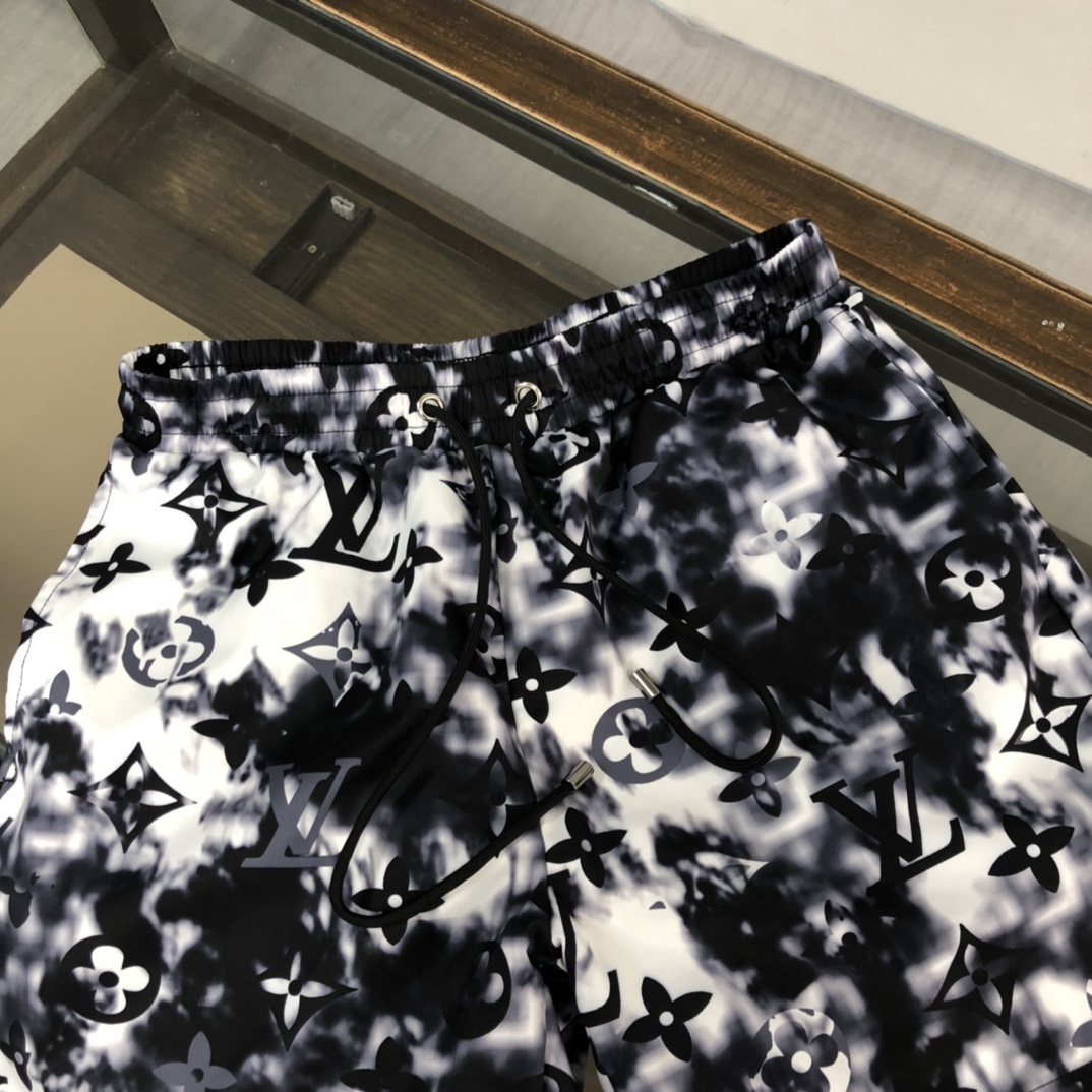 Louis Vuitton Beach Shorts Size M-XXXL