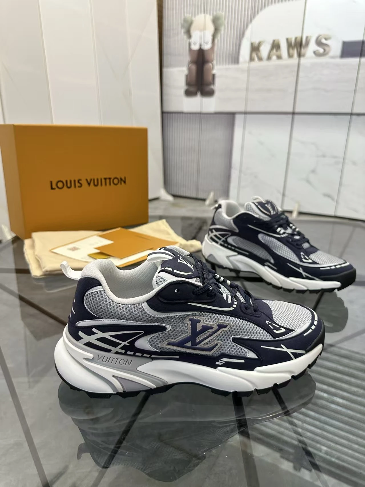 Top LV shoes, handmade genuine leather material