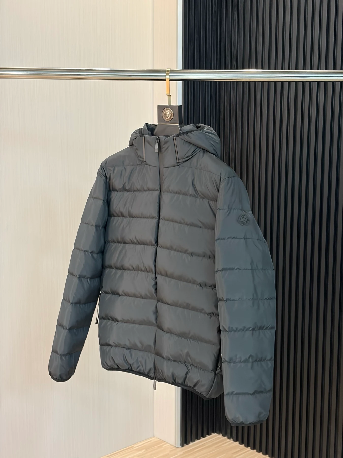Moncler Kapuze Daunenjacken NT584764