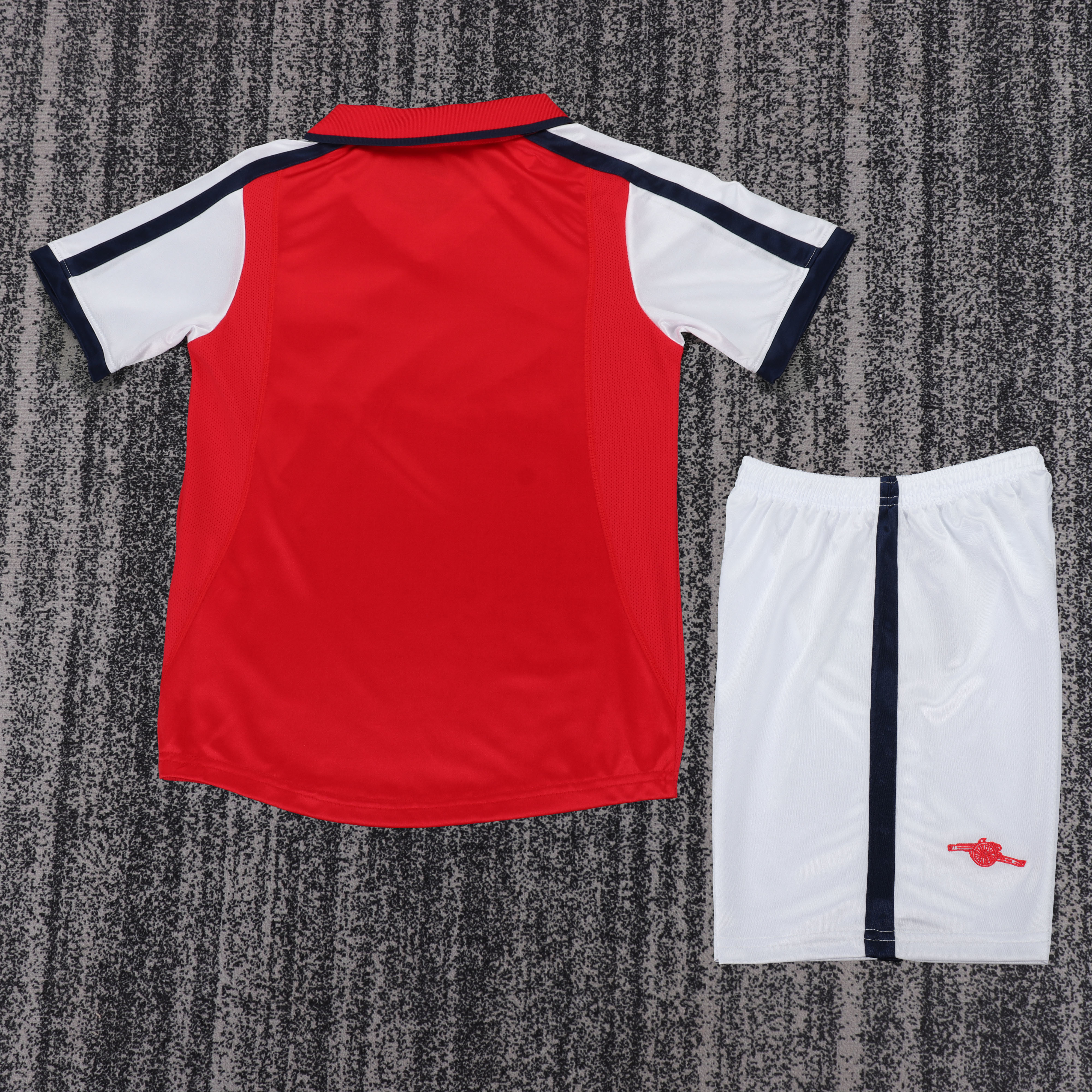 01/02 Arsenal Home Retro Football Shirt (Kids Kit)