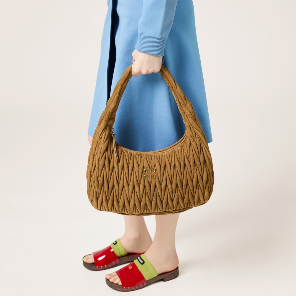Wander matelassé suede bag Olive Green