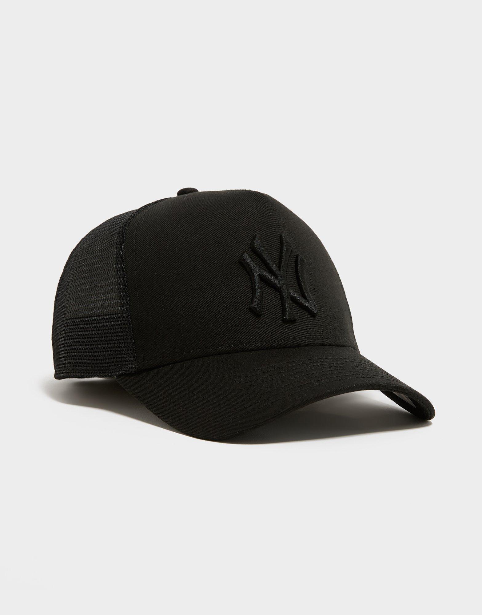New Era MLB New York Yankees Snapback Trucker Cap