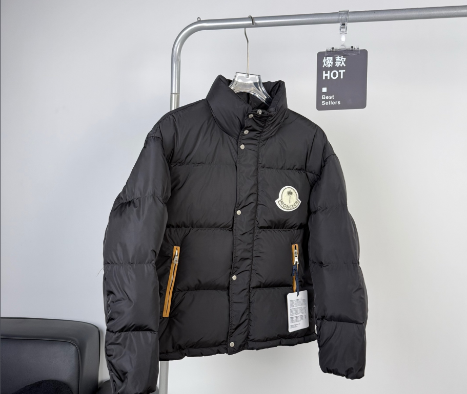 Moncler Herbst/Winter 2026 GENIUS x PALM ANGELS Daunenjacke Größe S-2XL