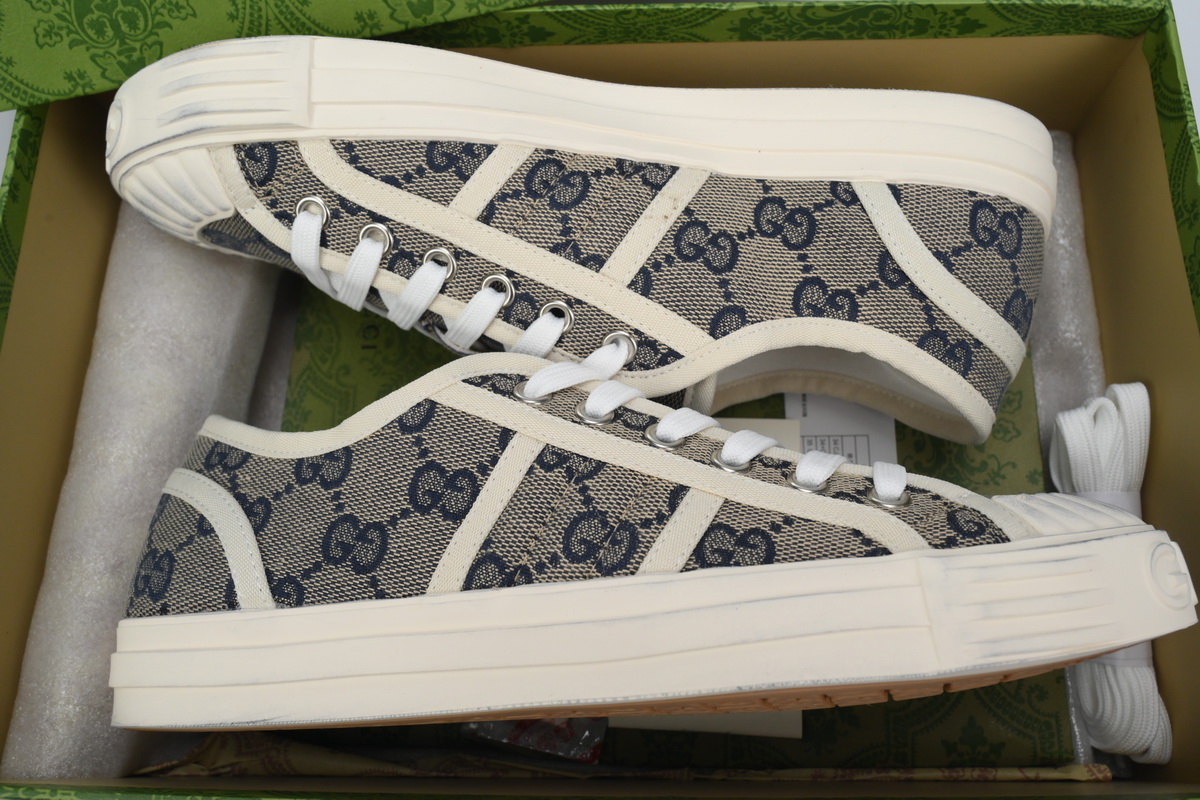 Gucci canvas shoes shell gray
