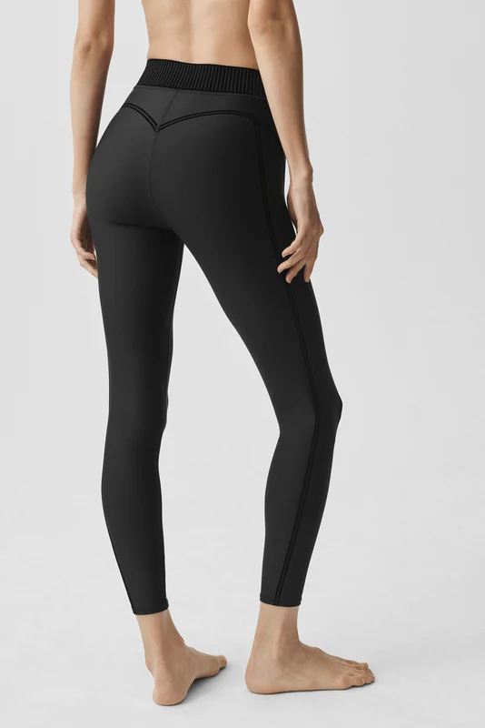 Airlift High-Waist 7/8 Line Up Legging