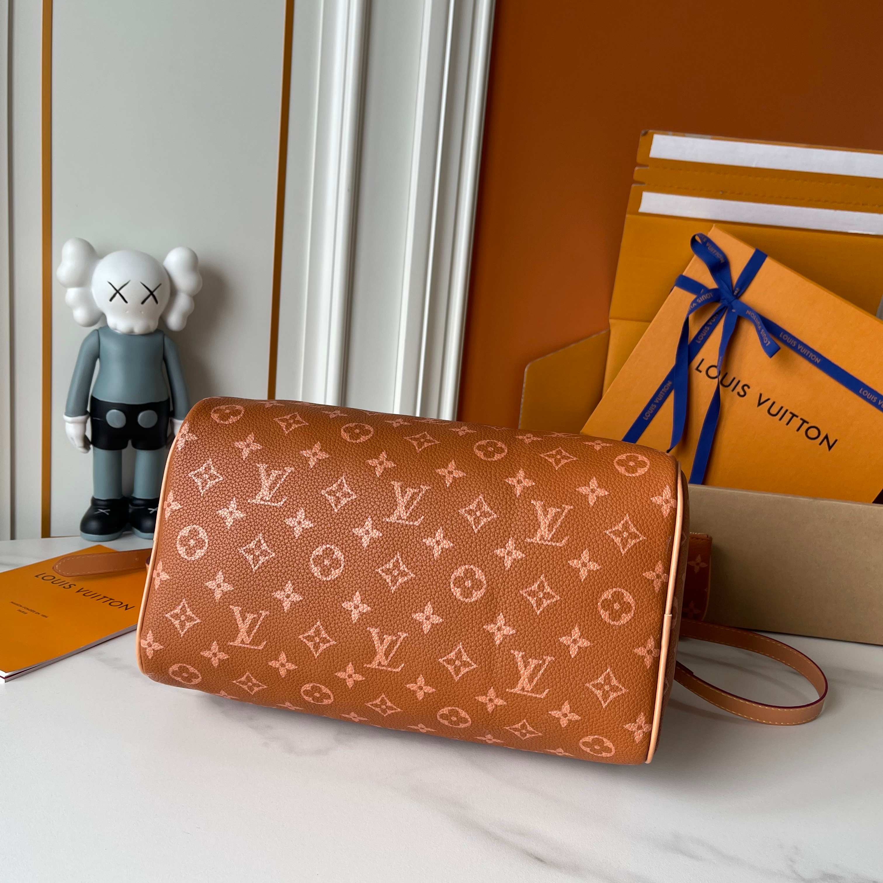 LV Speedy Bandoulière 30 Monogram Leather