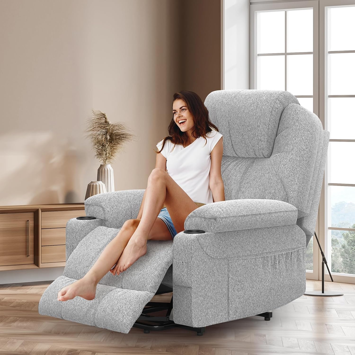 Senior relaxation chair. power lounge chair with massage and warmth. extended footstool. C + USB interface. 2 beverage racks. 2 side bags. lounge chair. lounge sofa