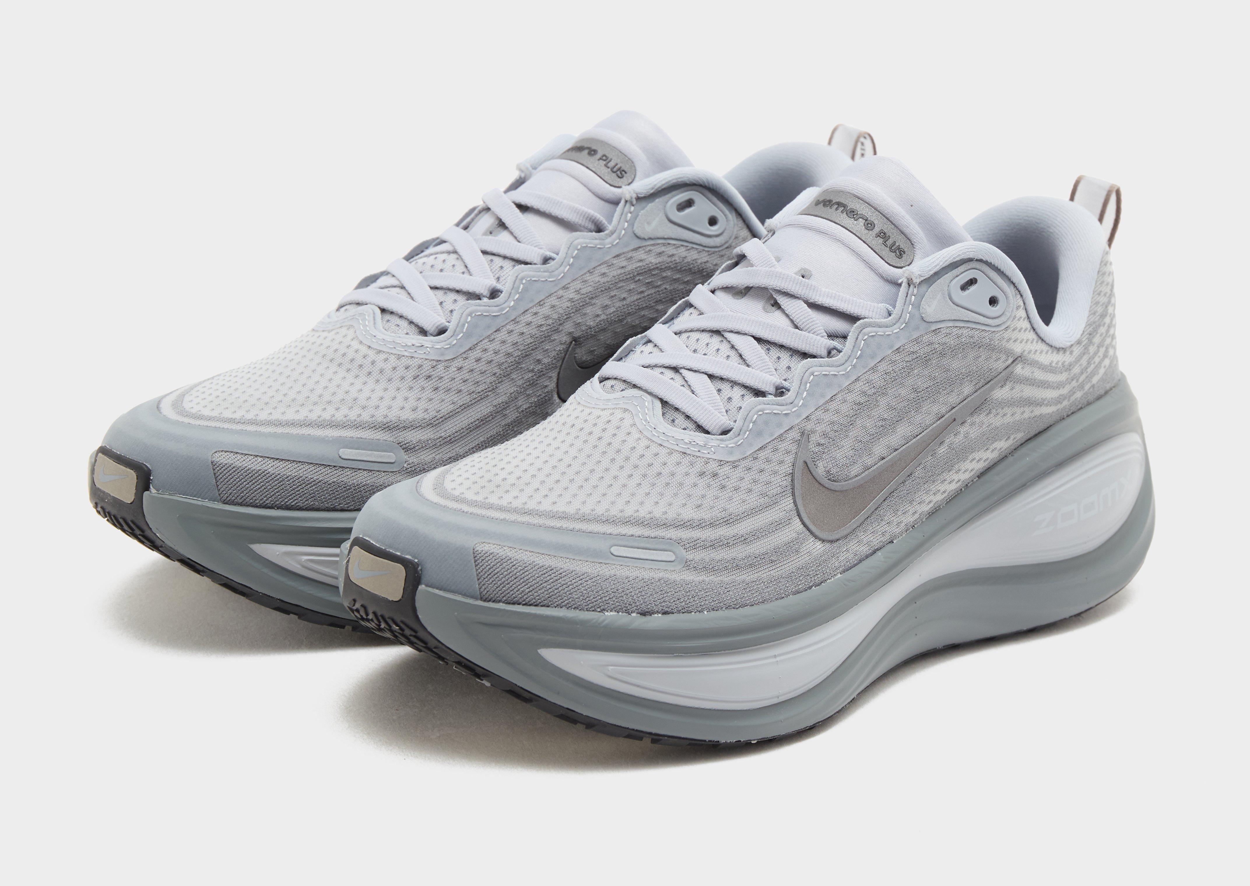 Nike Vomero Plus