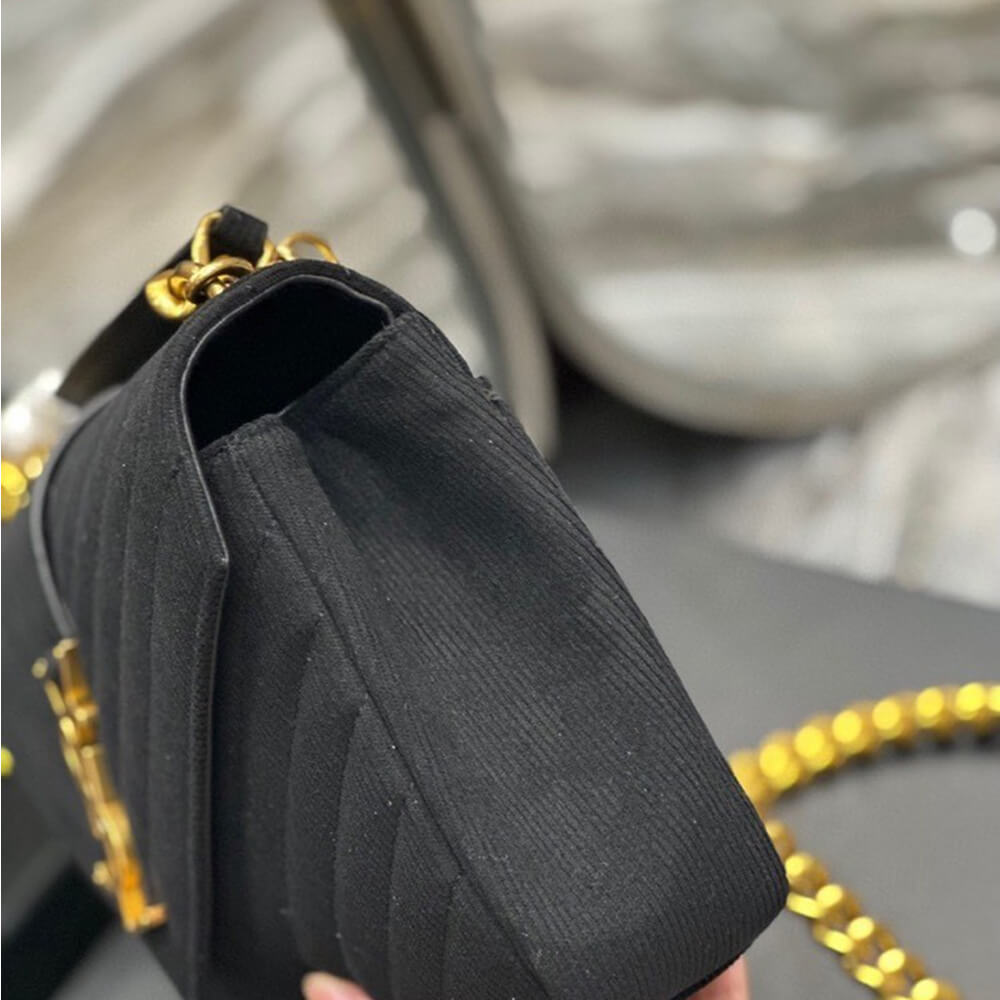 COLLEGE MEDIUM CHAIN BAG IN QUILTED SUEDE