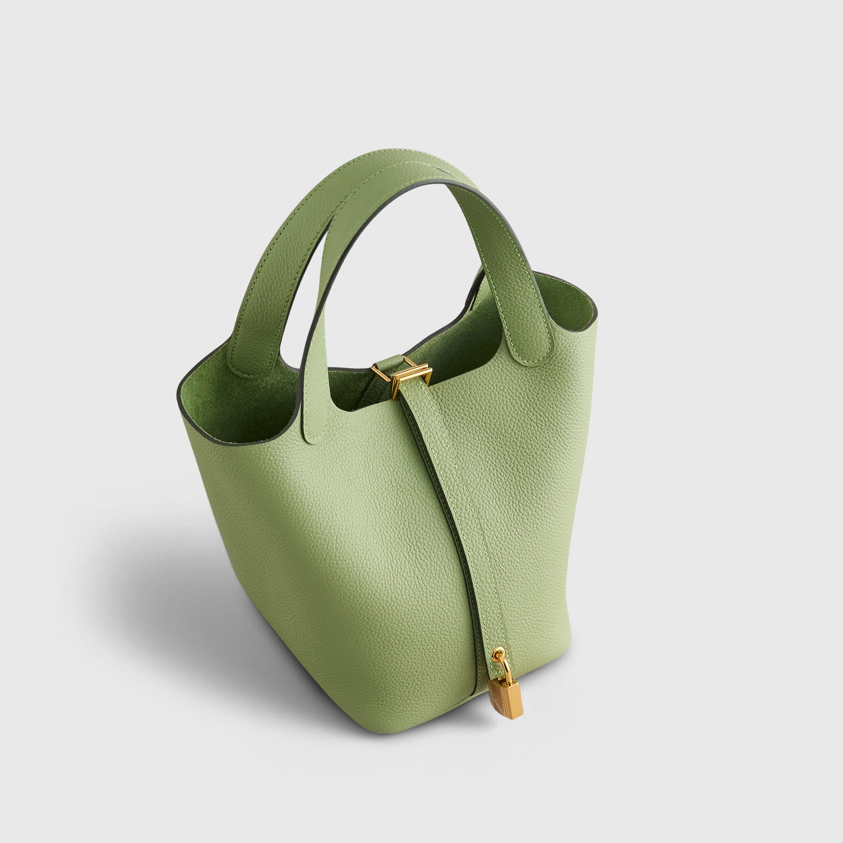 Hermès Picotin 18 Clemence Vert Criquet Gold Hardware