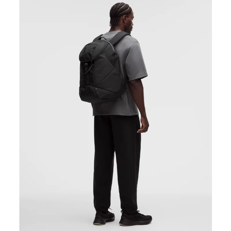 Daily Dispatch Backpack 28L