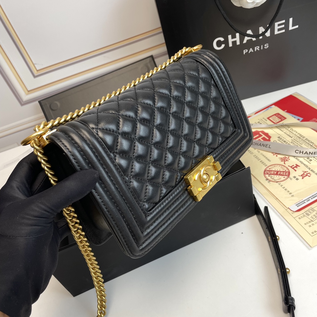 Chanel BOY Shoulder Bags Size 25*14*7cm