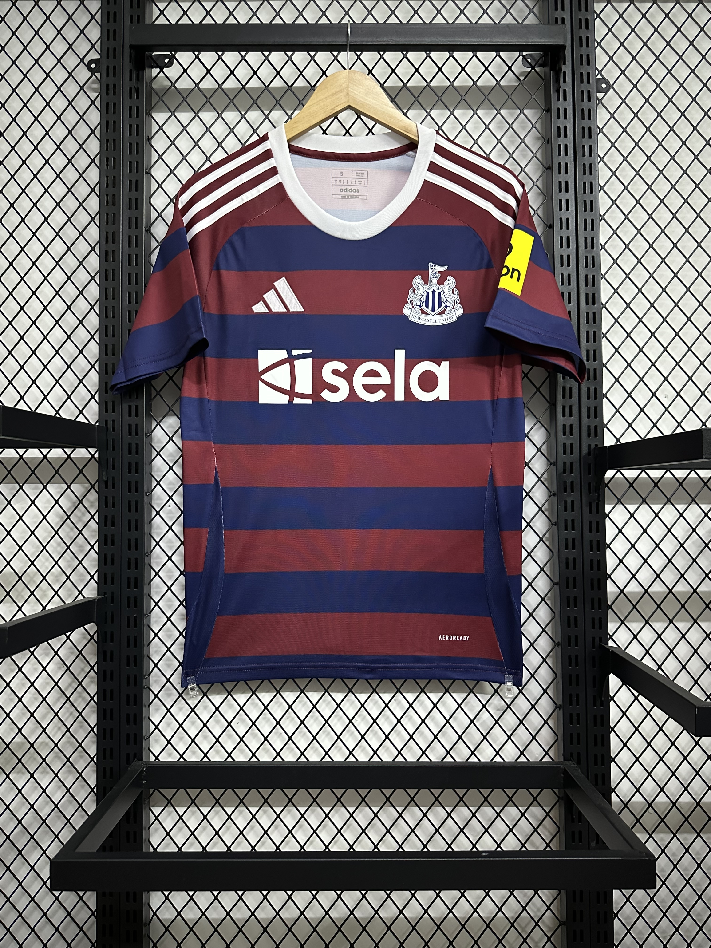 2024/2025 Newcastle United Away Football Shirt （Fans version）