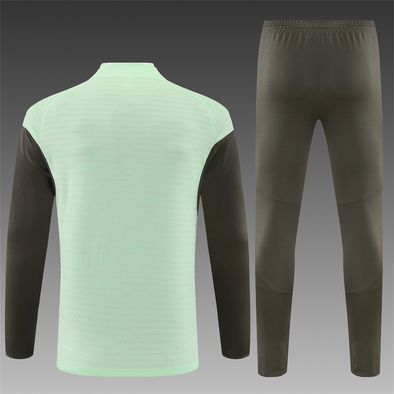 25/26 Real Madrid light green Half Zip Training Kit (Adult Kids Kit)