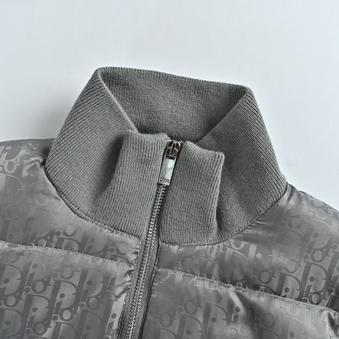 Dior Herbst/Winter 2026 oblique Daunenjacke Größe XS-XL