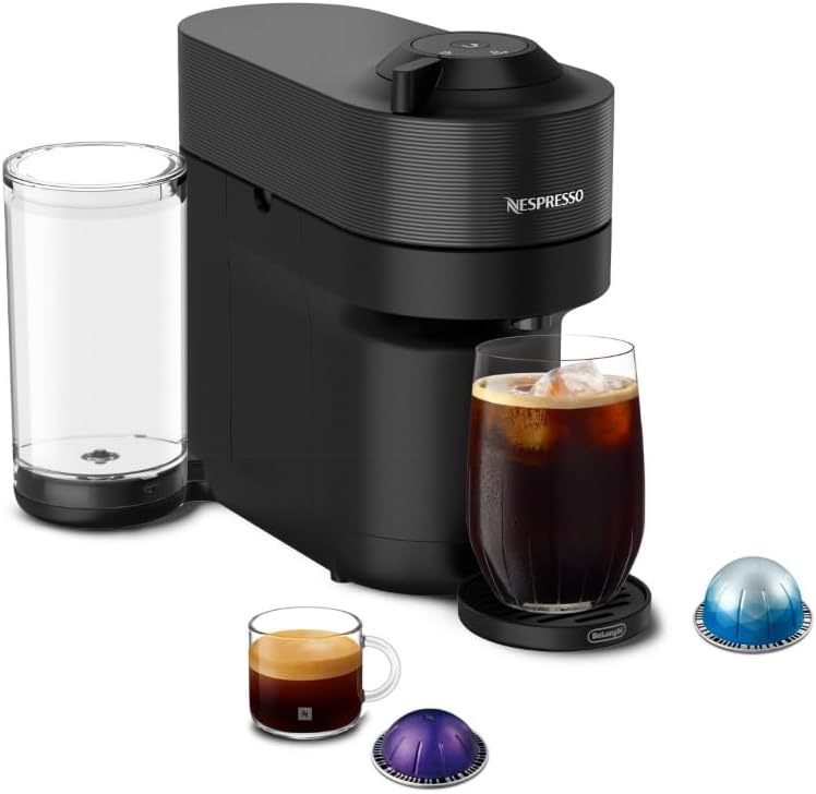 Espresso machine with a removable water tank black