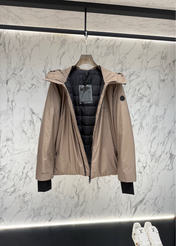 Moncler Herbst/Winter 2026 paninari Daunenjacke Größe S-2XL