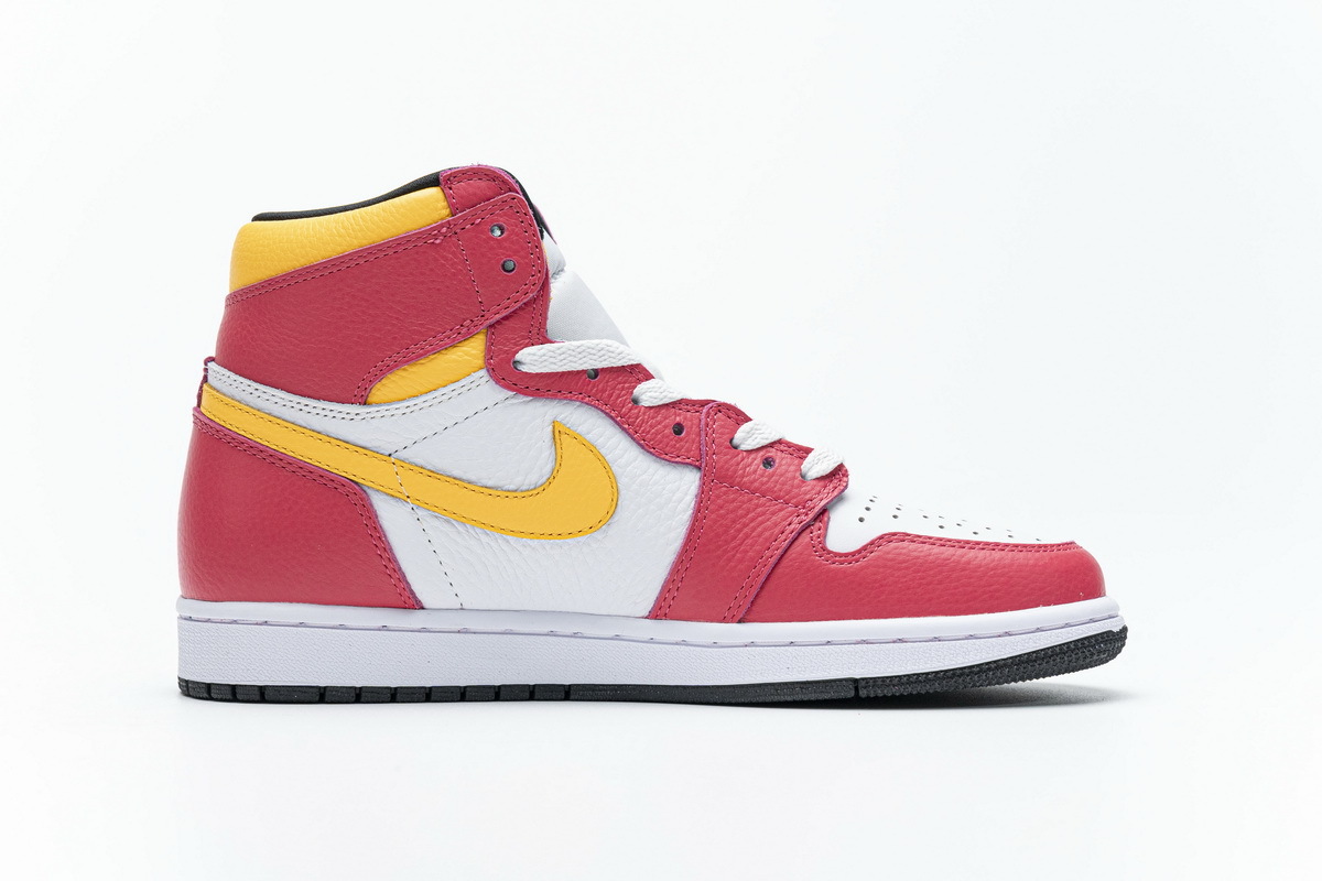 Air Jordan 1 Retro High OG Light Fusion Red 555088-603