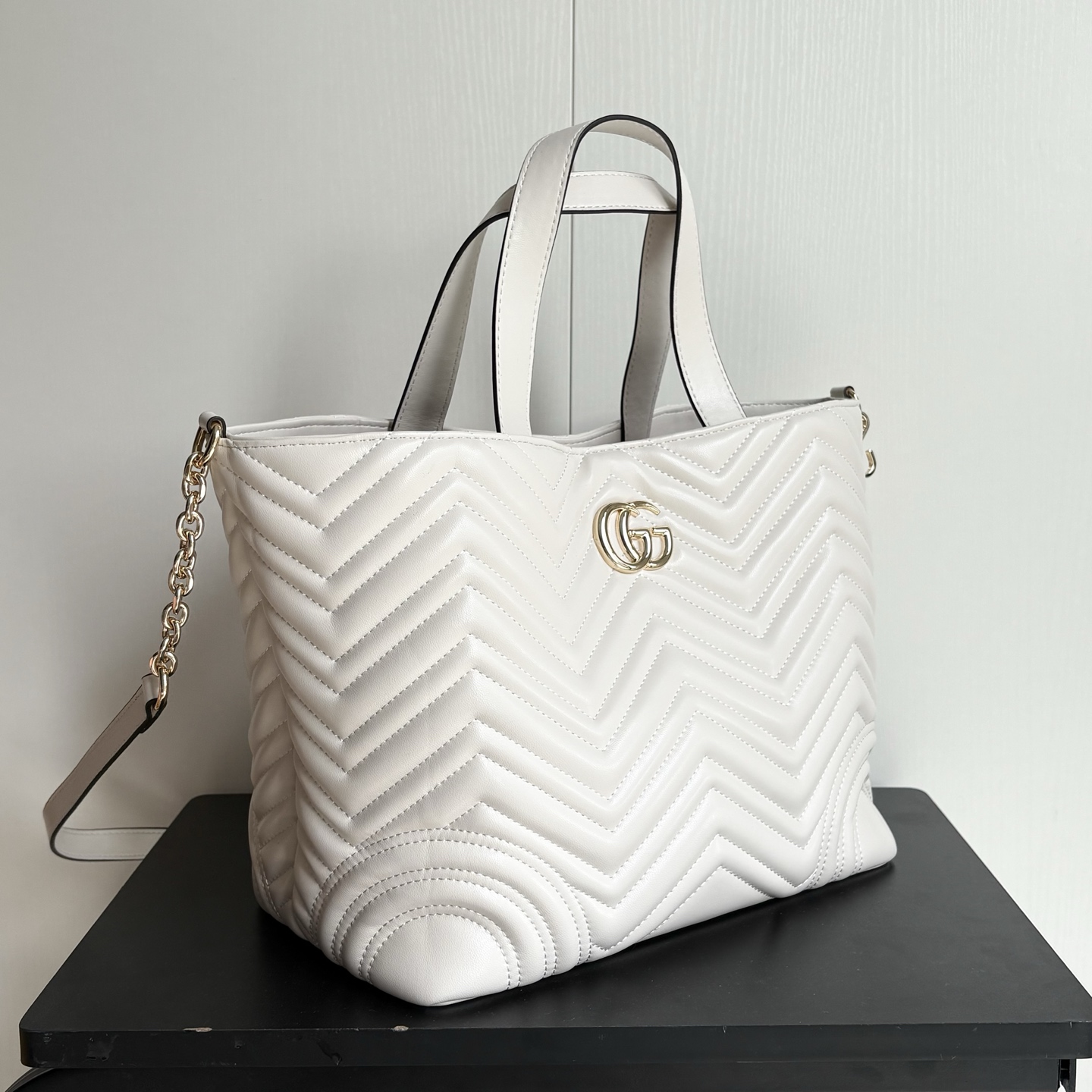 GG 847387 Large