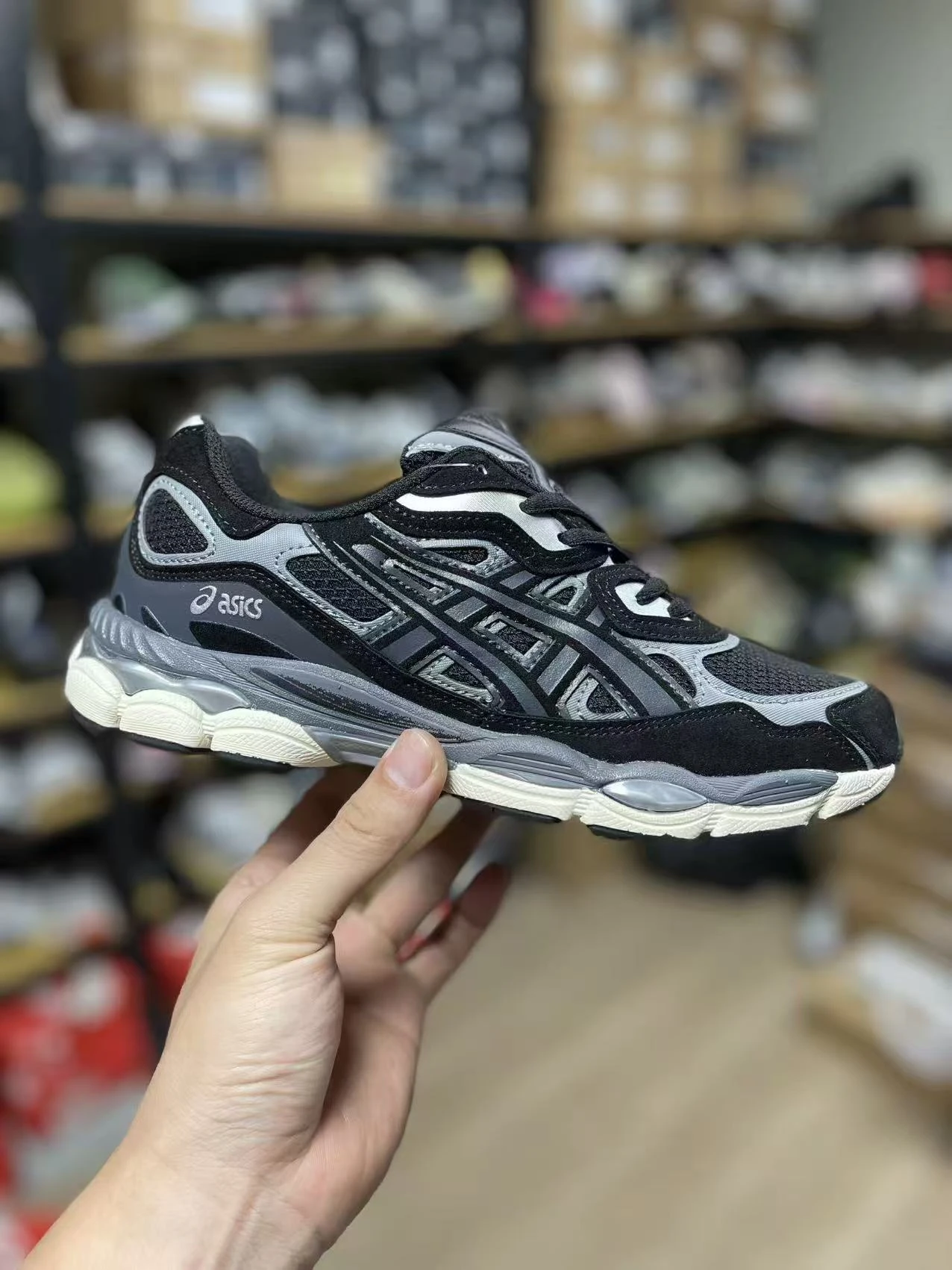 ASICS shoes, top quality