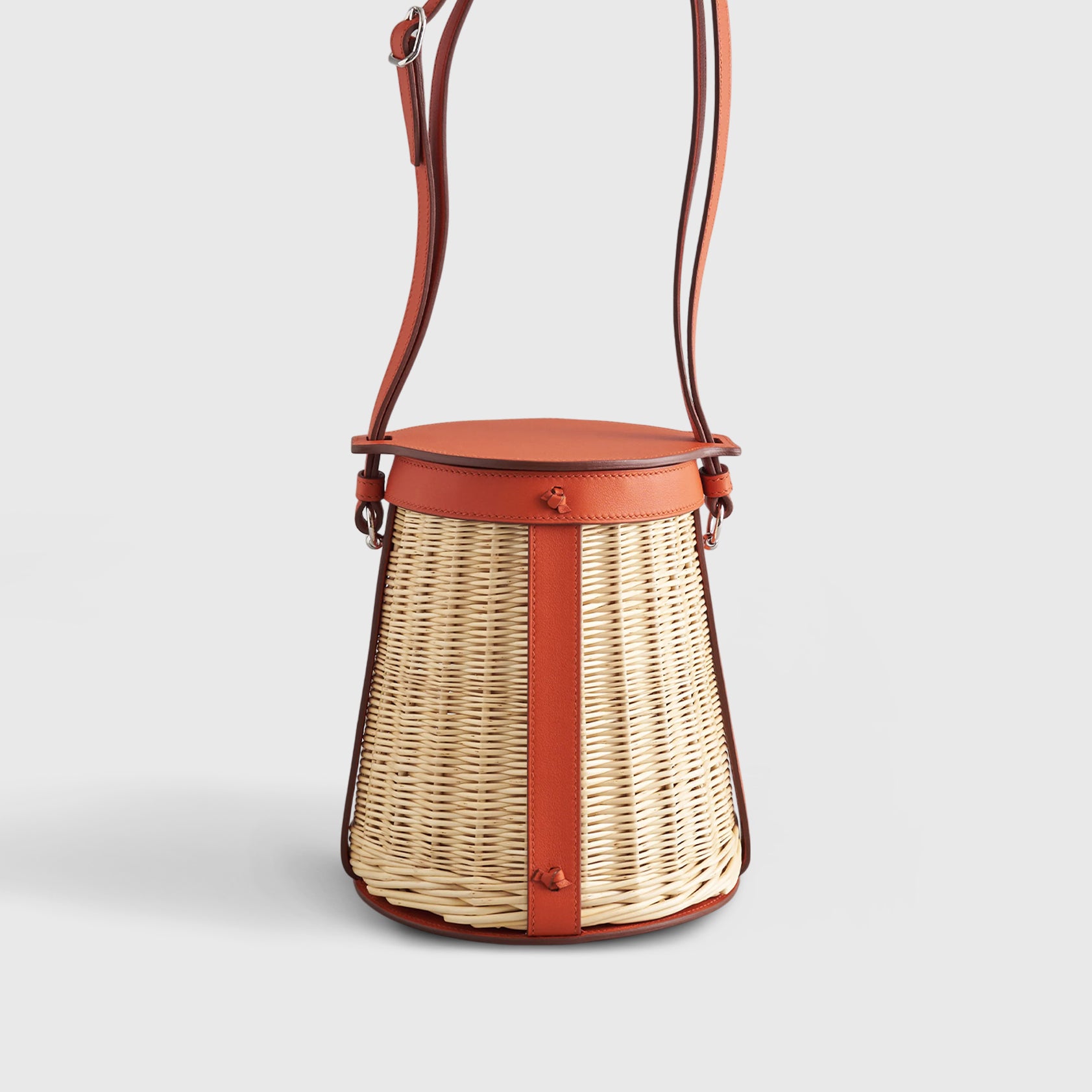Hermès Farming Picnic Bag Wicker Natural / Terre Battue Palladium Hardware