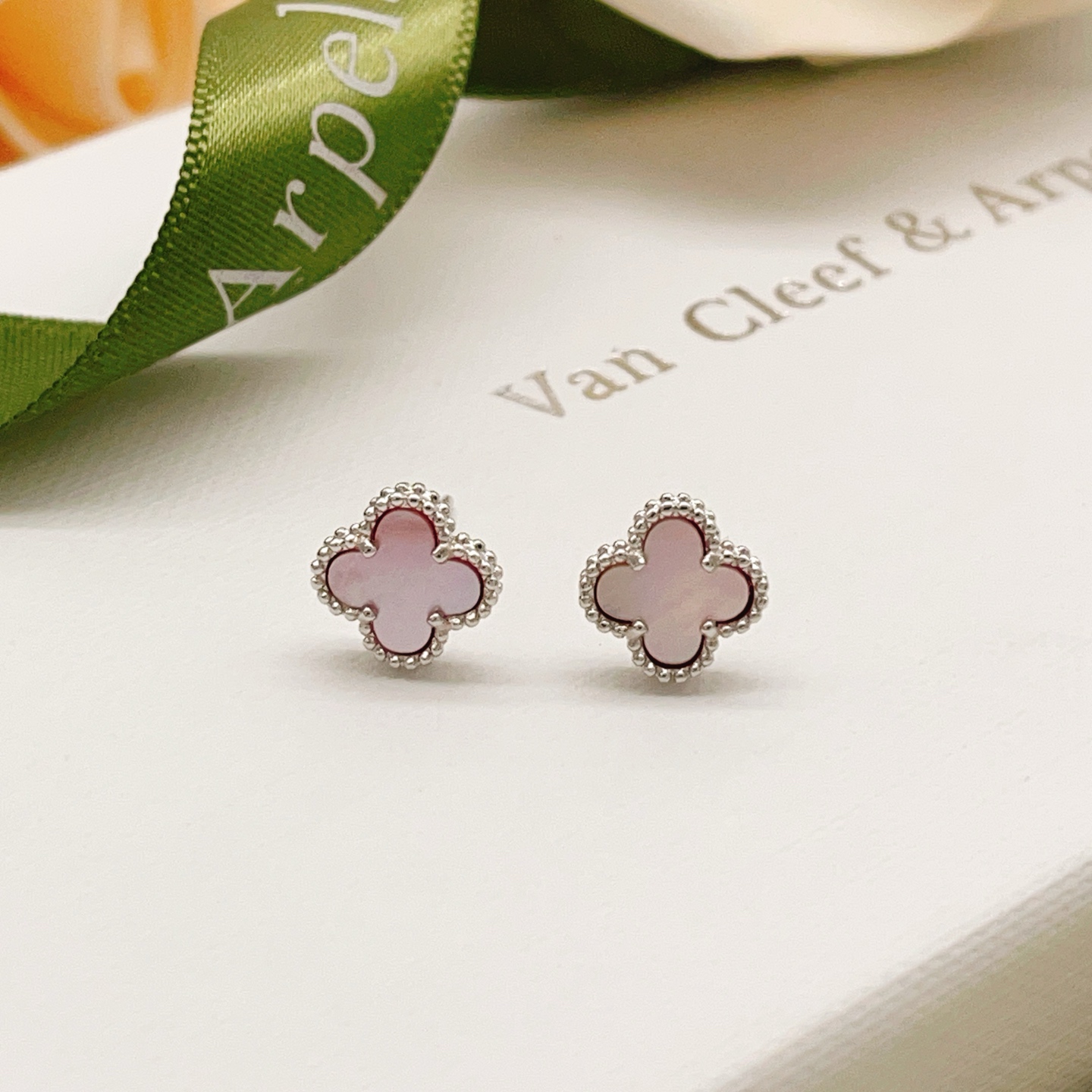 Van Cleef & Arpels Earrings