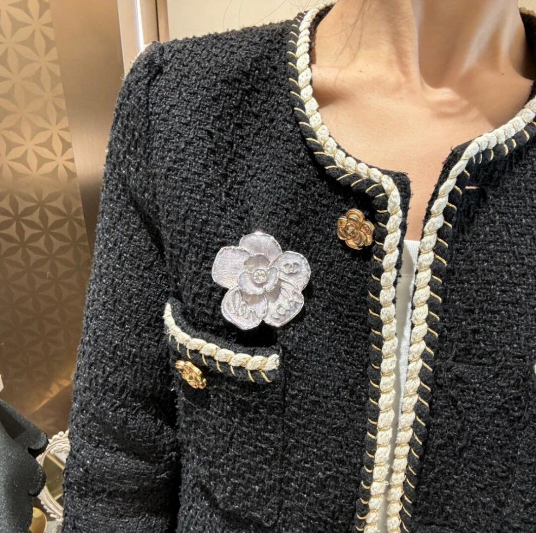 CC new arrival brooch 011