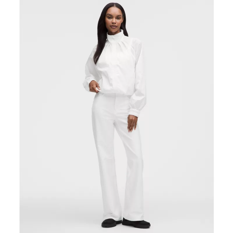 EasyFive High-Rise Subtle-Flare Pant Short