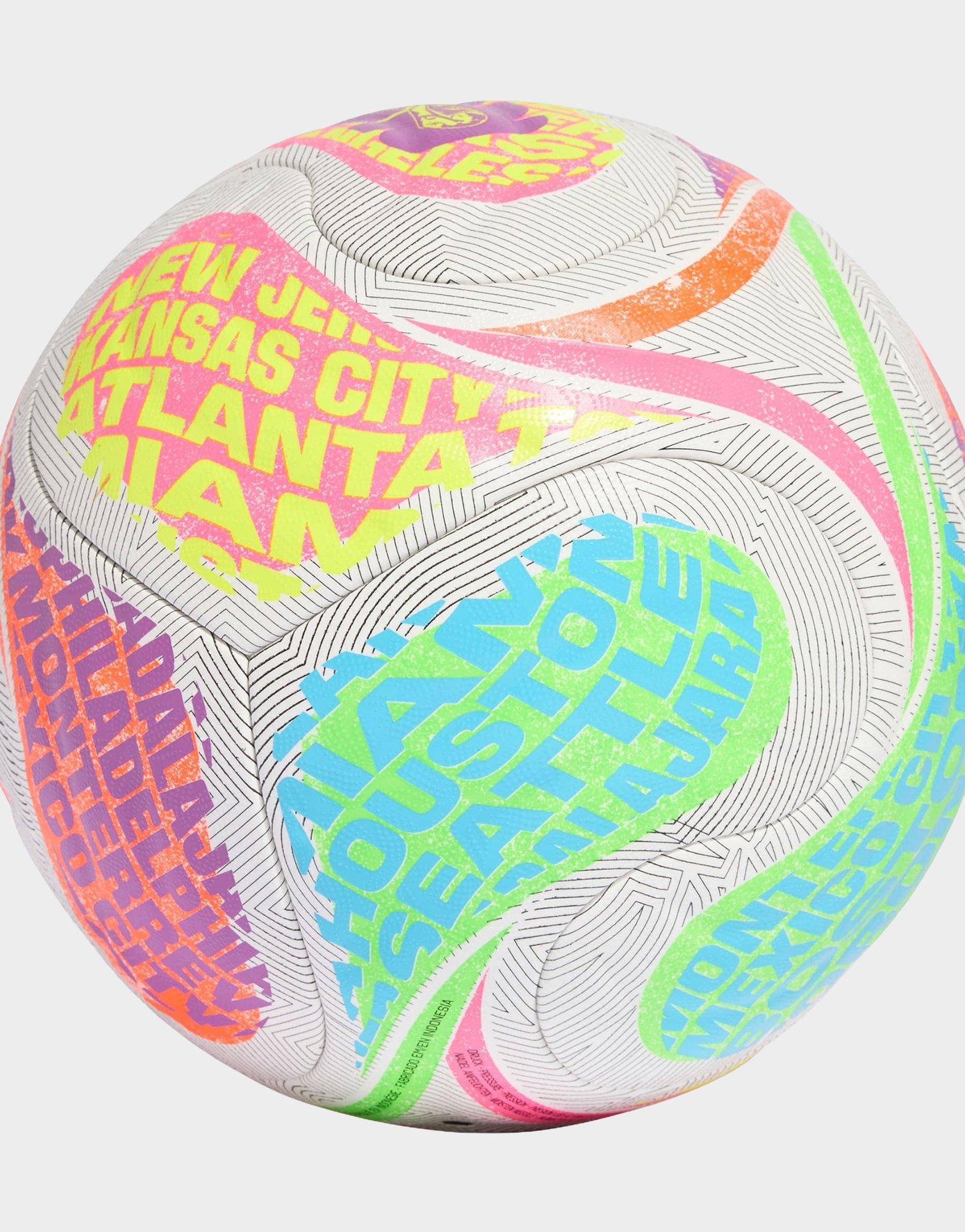 adidas FIFA Fussball-Weltmeisterschaft 26™ Trionda Competition City-Ball