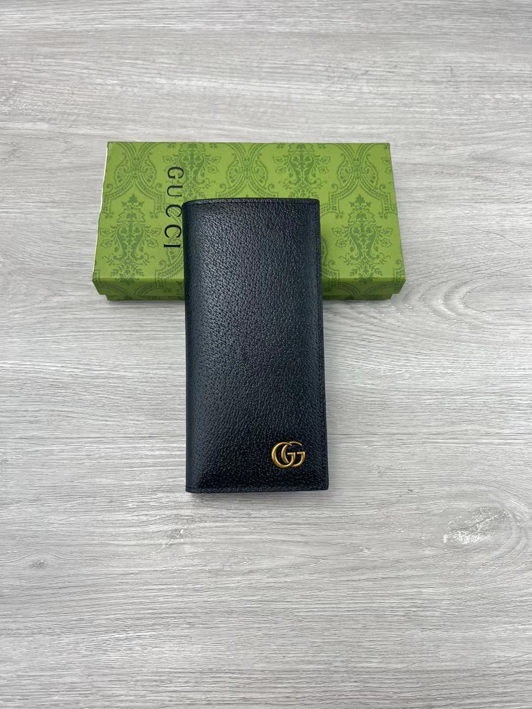 Gucci's hottest item 429138